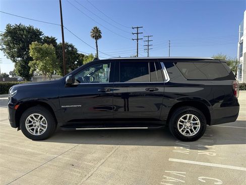 Used 2024 Chevrolet Suburban LT image 6