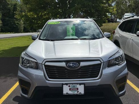 Used 2020 Subaru Forester Premium image 2