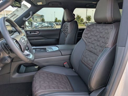 New 2026 Nissan Armada Platinum RWD image 18