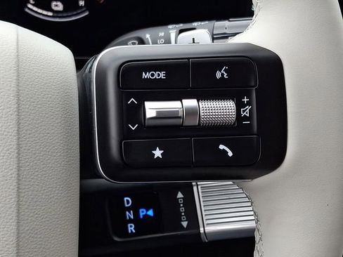 New 2026 Hyundai Santa Fe SE image 18