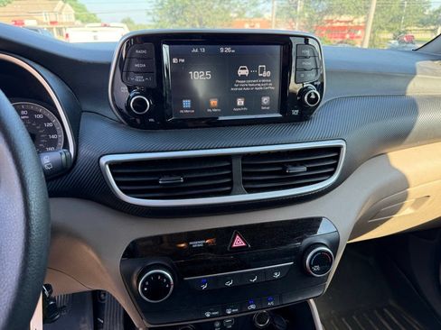 Used 2020 Hyundai Tucson SE FWD image 19