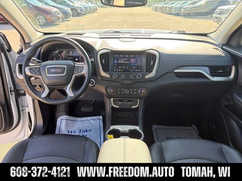 Used 2024 GMC Terrain Denali w/ Denali Premium Package AWD/4WD image 12