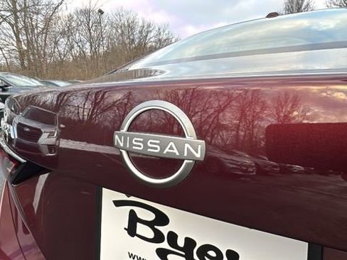 Used 2024 Nissan Sentra SV image 37