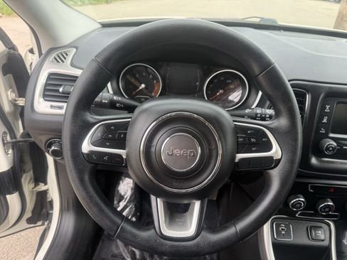 Used 2017 Jeep Compass Sport FWD image 14