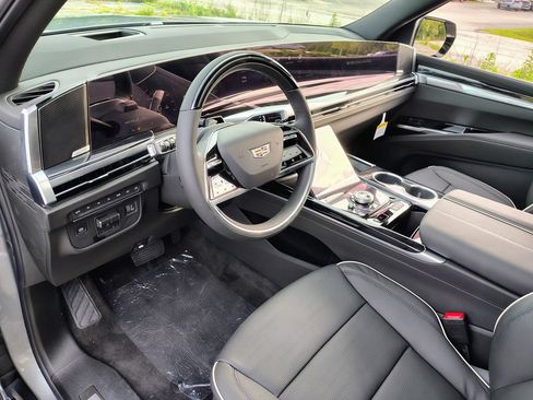 New 2026 Cadillac Escalade Sport w/ Touring Package AWD/4WD image 23