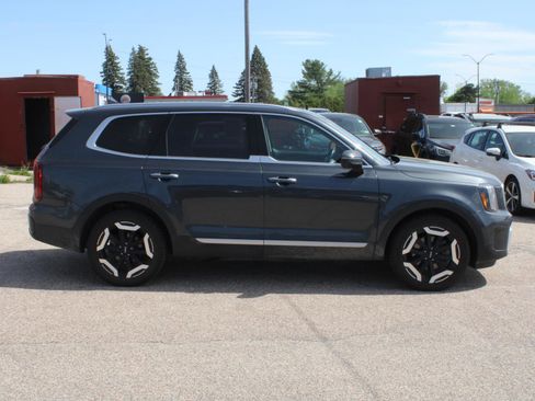 Used 2024 Kia Telluride S w/ S Sunroof Package AWD/4WD image 4