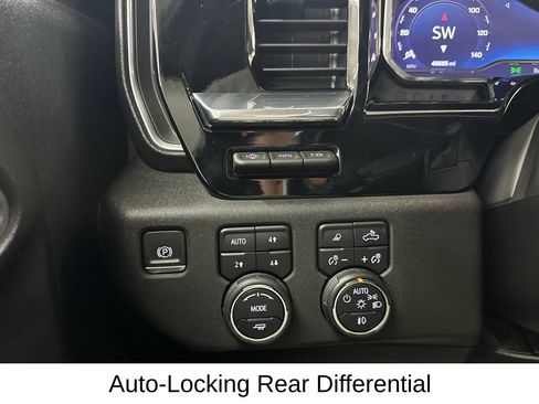 Used 2024 Chevrolet Silverado 1500 LTZ w/ LTZ Premium Package AWD/4WD image 46