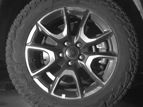 Used 2025 Jeep Compass Trailhawk AWD/4WD image 13