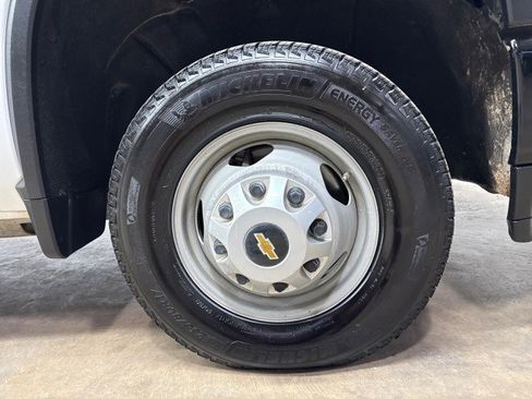 Used 2023 Chevrolet Silverado 3500 W/T w/ WT Fleet Convenience Package image 37