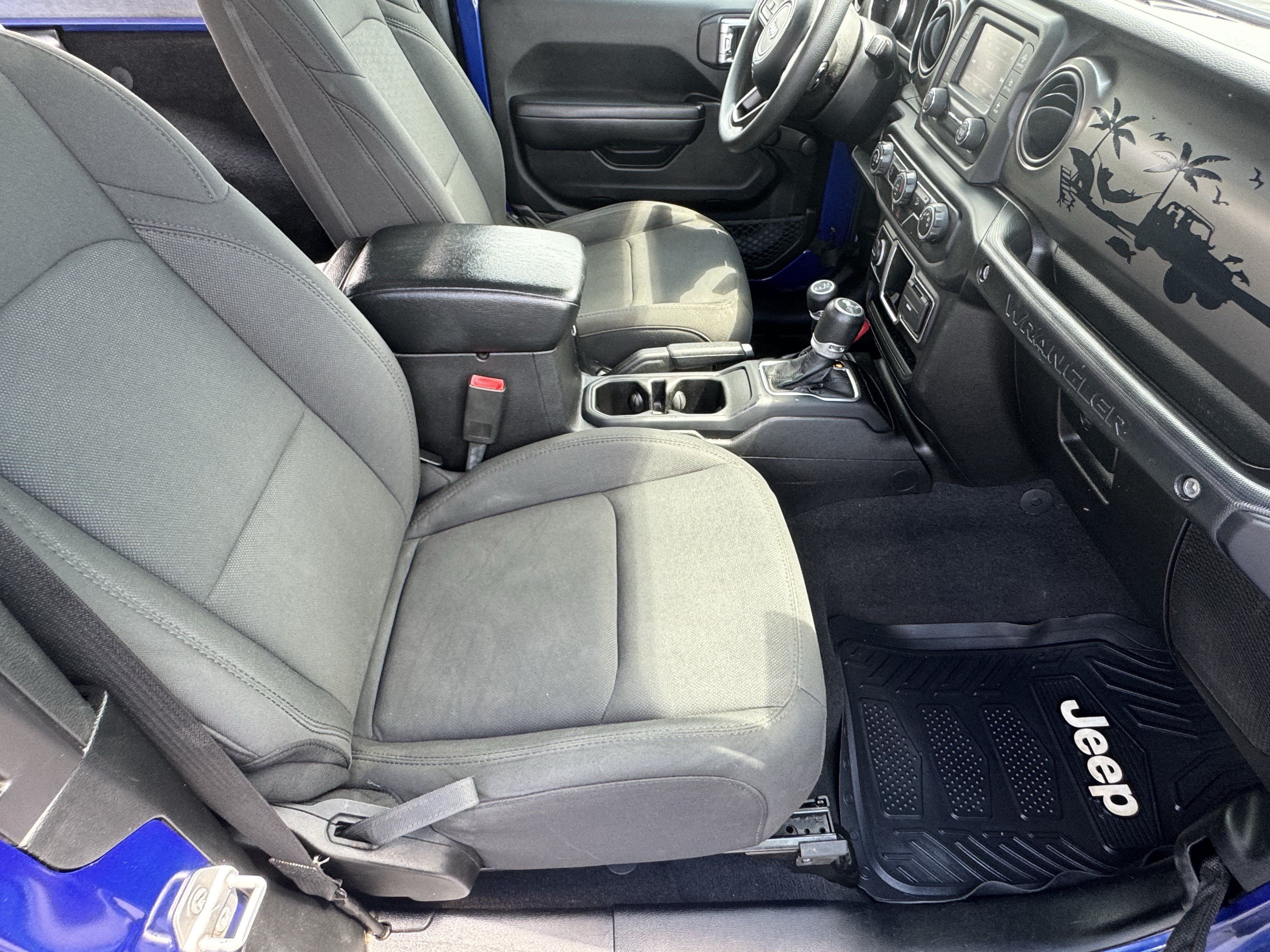 Used 2020 Jeep Wrangler Sport AWD/4WD image 15