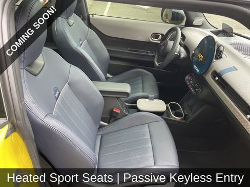 Used 2025 MINI Cooper S image 9