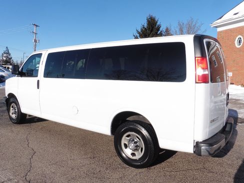 Used 2020 Chevrolet Express 3500 LT w/ LT Preferred Equipment Group image 2