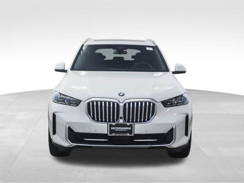 New 2026 BMW X5 xDrive40i w/ Executive Package image 8