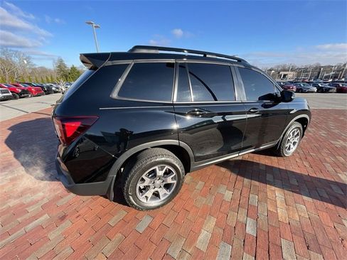 Certified 2023 Honda Passport TrailSport image 19