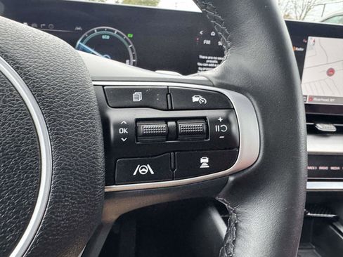 Used 2025 Kia Sportage SX Prestige image 34