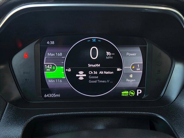 Used 2022 Chevrolet Bolt EUV LT w/ Comfort Package FWD image 27