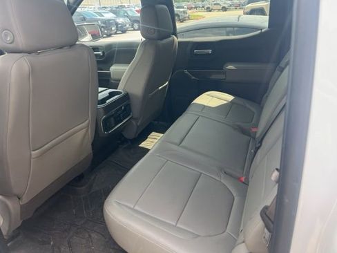 Used 2019 Chevrolet Silverado 1500 LTZ AWD/4WD image 7