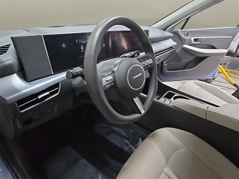 Certified 2025 Hyundai Sonata SEL image 12