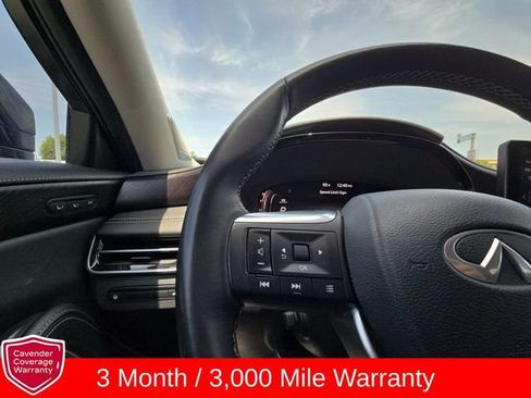 Used 2023 INFINITI QX60 Sensory w/ Cargo Package AWD/4WD image 11