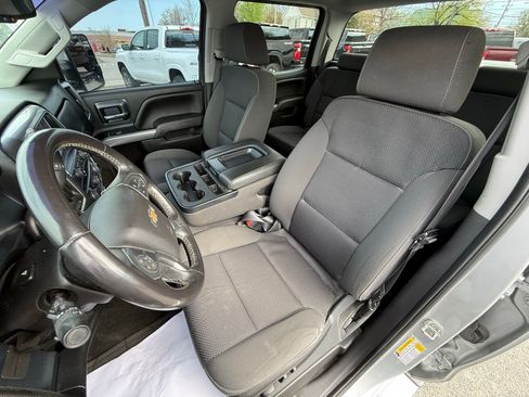 Used 2018 Chevrolet Silverado 1500 LT w/ All Star Edition AWD/4WD image 10