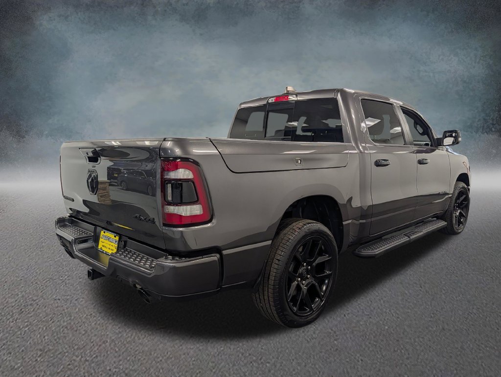 Used 2024 RAM 1500 Laramie AWD/4WD image 4