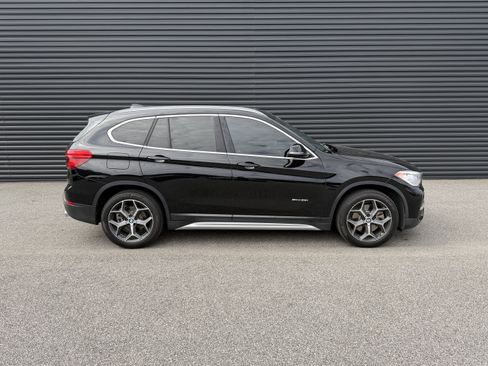 Used 2018 BMW X1 sDrive28i image 8
