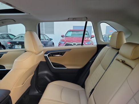 Used 2024 Toyota RAV4 Limited w/ Advanced Technology Package FWD image 15