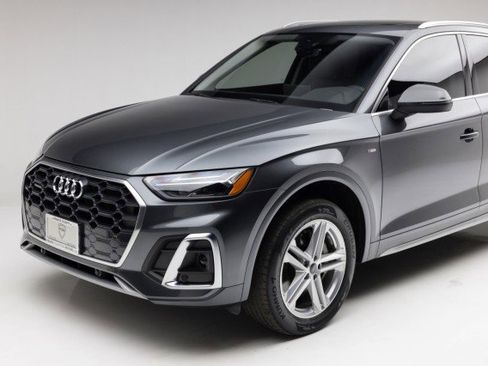 Used 2021 Audi Q5 e Premium w/ Convenience Package image 25