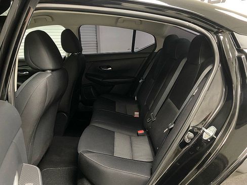 Used 2021 Nissan Sentra SV image 11