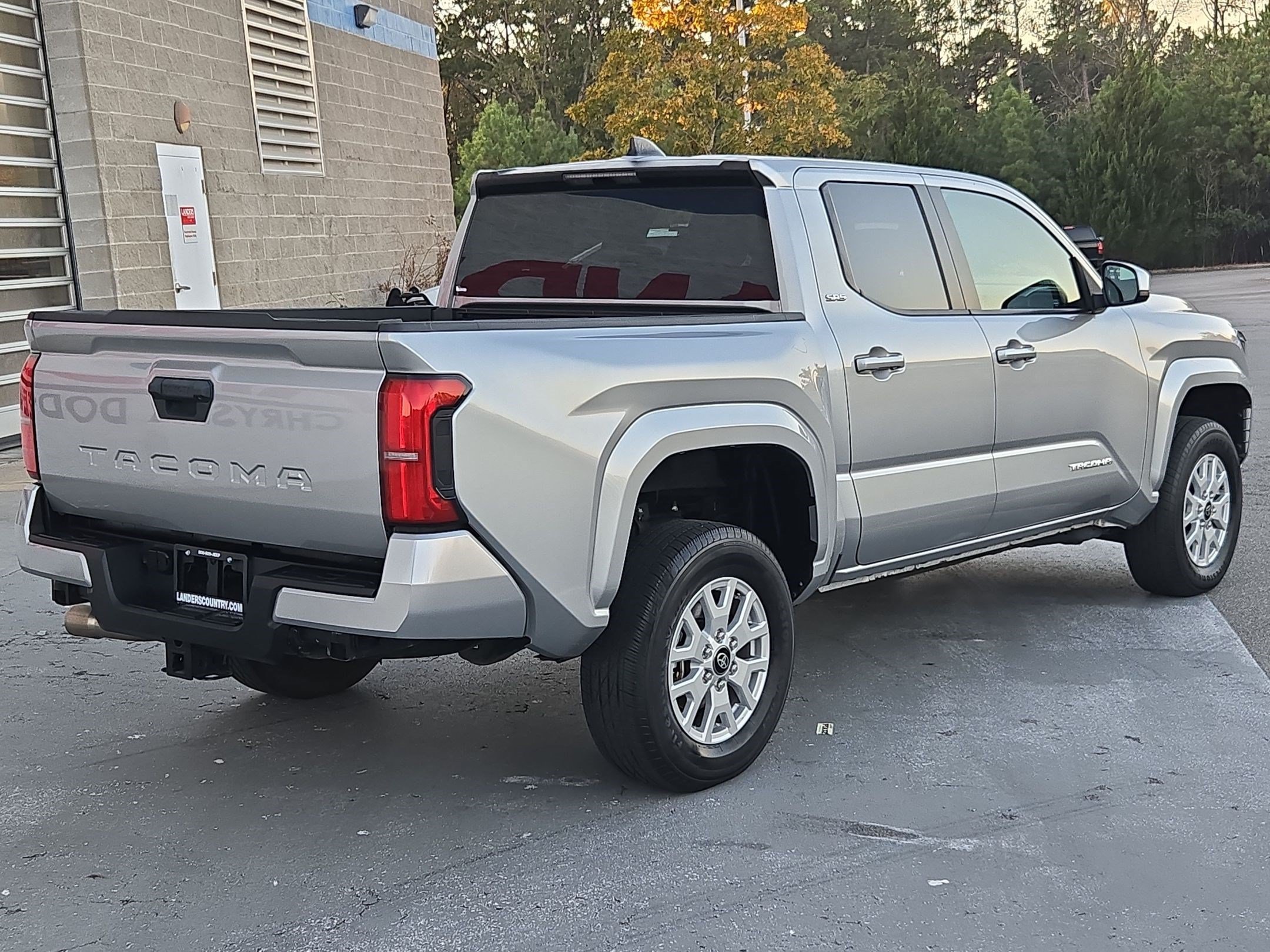 Used 2024 Toyota Tacoma SR5 RWD image 7