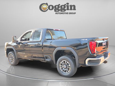 New 2026 GMC Sierra 2500 SLE image 3
