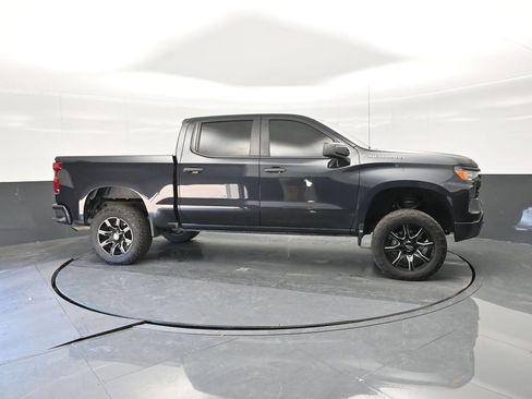Used 2022 Chevrolet Silverado 1500 Custom image 11
