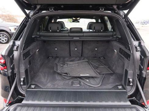 Used 2025 BMW X5 xDrive40i w/ Climate Comfort Package image 7
