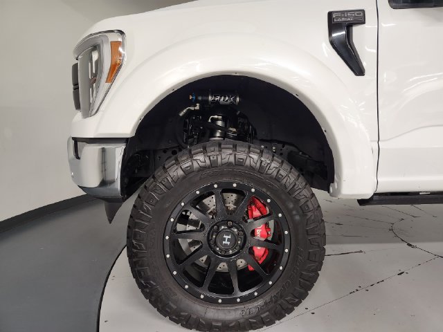 Used 2023 Ford F150 Lariat w/ Equipment Group 502A High AWD/4WD image 11