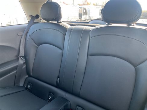 Used 2018 MINI Cooper S image 10