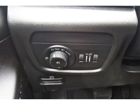 Used 2023 Jeep Grand Cherokee L Overland w/ Advanced Protech Group III AWD/4WD image 19