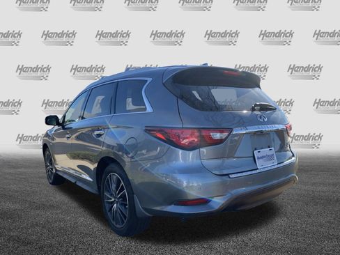 Used 2017 INFINITI QX60 Luxe w/ Deluxe Technology Package image 8