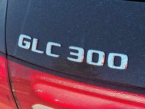 Used 2026 Mercedes-Benz GLC 300 4MATIC image 17