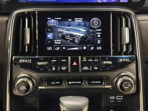 Used 2023 Lexus LX 600 4WD w/ Appearance Package image 22