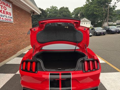 Used 2017 Ford Mustang Shelby GT350 RWD image 28