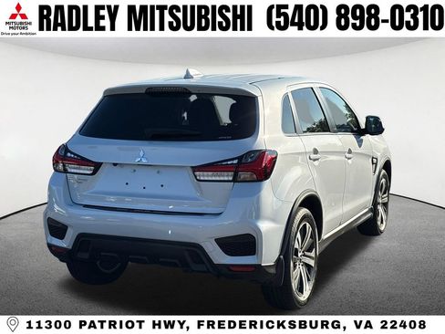 Used 2025 Mitsubishi Outlander Sport ES AWD/4WD image 19