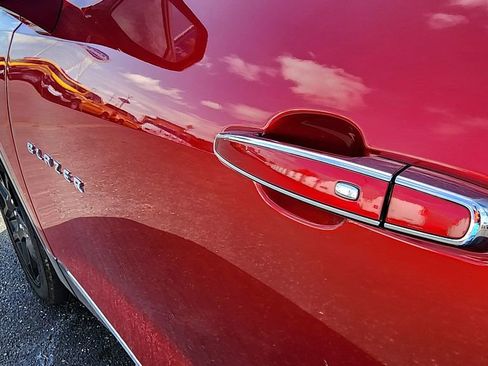 Used 2023 Chevrolet Blazer Premier image 19