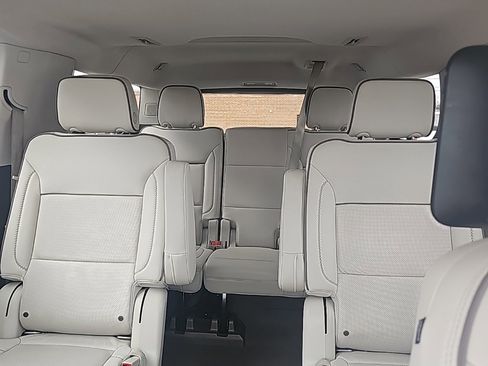 Used 2022 GMC Yukon XL Denali w/ Denali Ultimate Package image 30