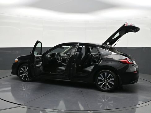Used 2024 Honda Civic EX-L image 40