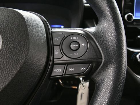 Used 2022 Toyota Corolla LE image 21