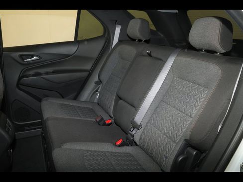 Used 2022 Chevrolet Equinox LT AWD/4WD image 29