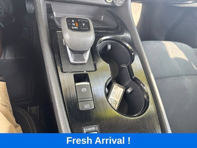 Used 2023 Nissan Rogue S FWD image 9