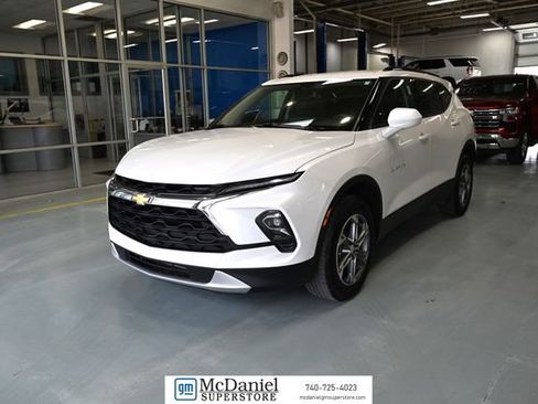 Used 2023 Chevrolet Blazer LT w/ Convenience Package image 1