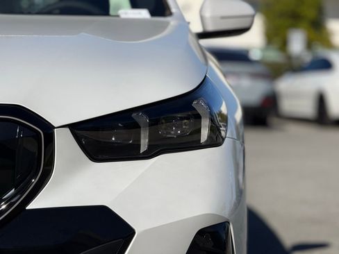 New 2026 BMW 530i 530i w/ M Sport Package image 13