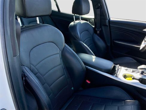 Used 2023 Kia Stinger GT2 image 30